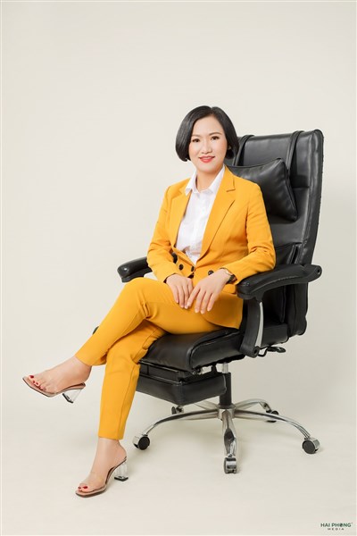 Giới thiệu về Hoàng Tú Lệ